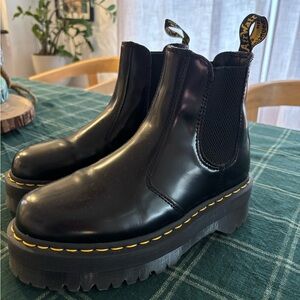Dr. Martens Black Chelsea Platform Ankle Boots Size 7